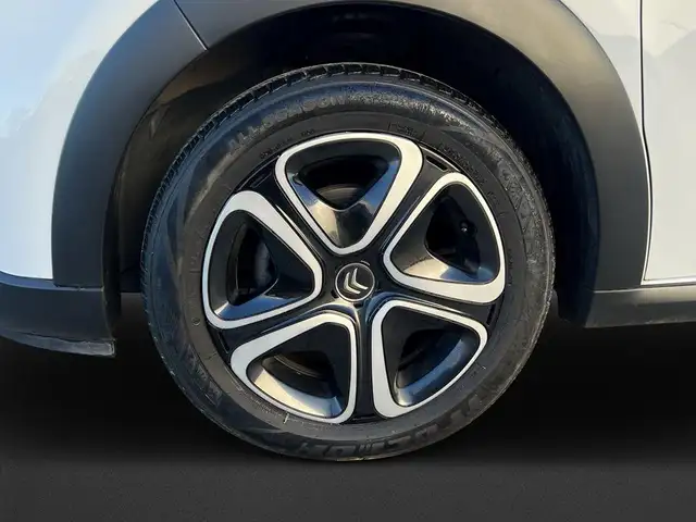 Citroen C3 view 9