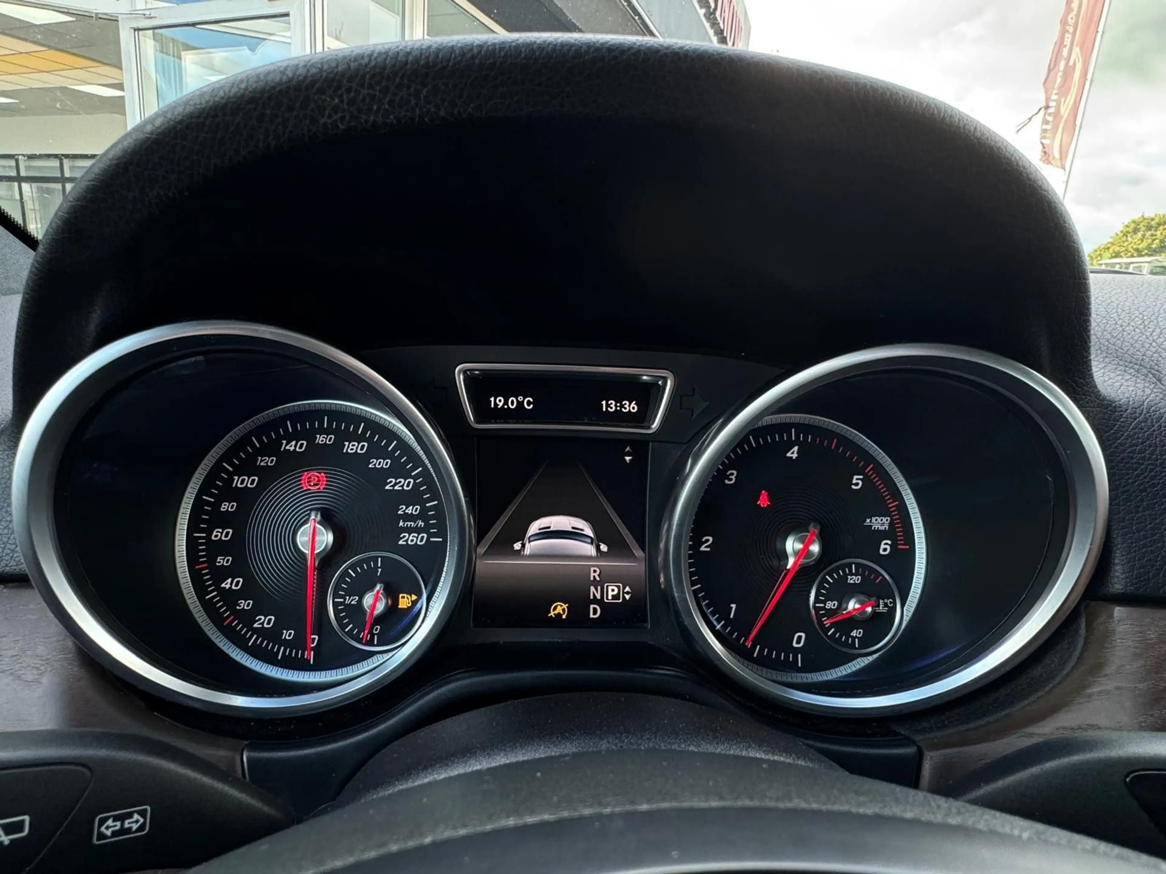 Mercedes-Benz GLE 350 d 4Matic — photo 13