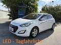 Hyundai i30 i30 1,4CVVT PDC AHK LED Klimaautomatik Service NEU Schwarz - thumbnail 4