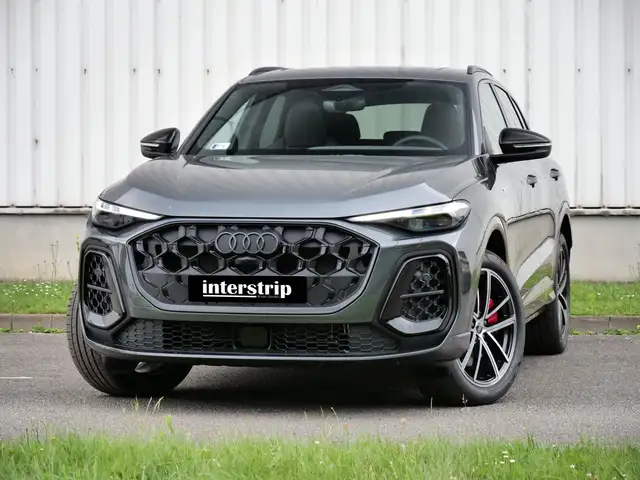 Audi Q5 main image