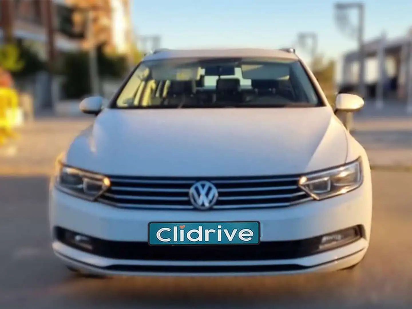 Volkswagen Passat Variant 2.0TDI Advance 110kW Blanco - 2
