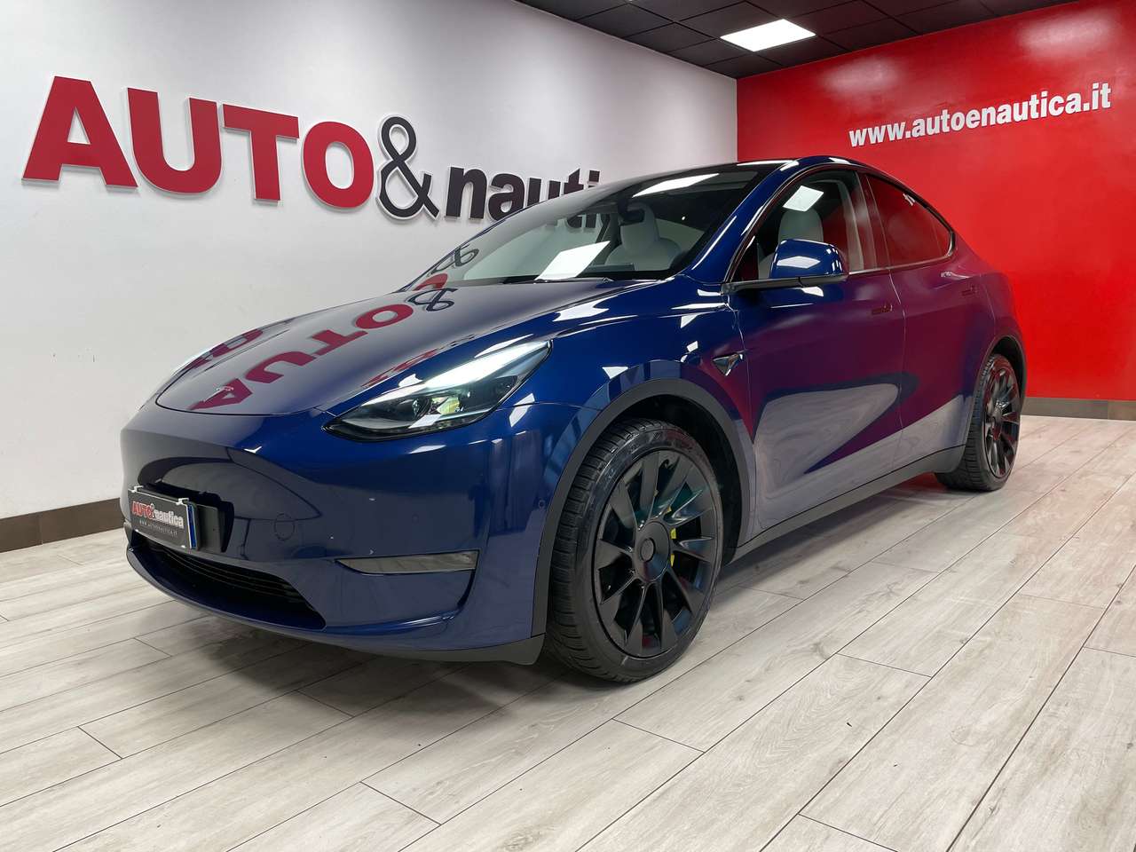 Tesla Model Y LONG RANGE- 4X4 - AUTOPILOT AVANZATO - CERCHI 20"