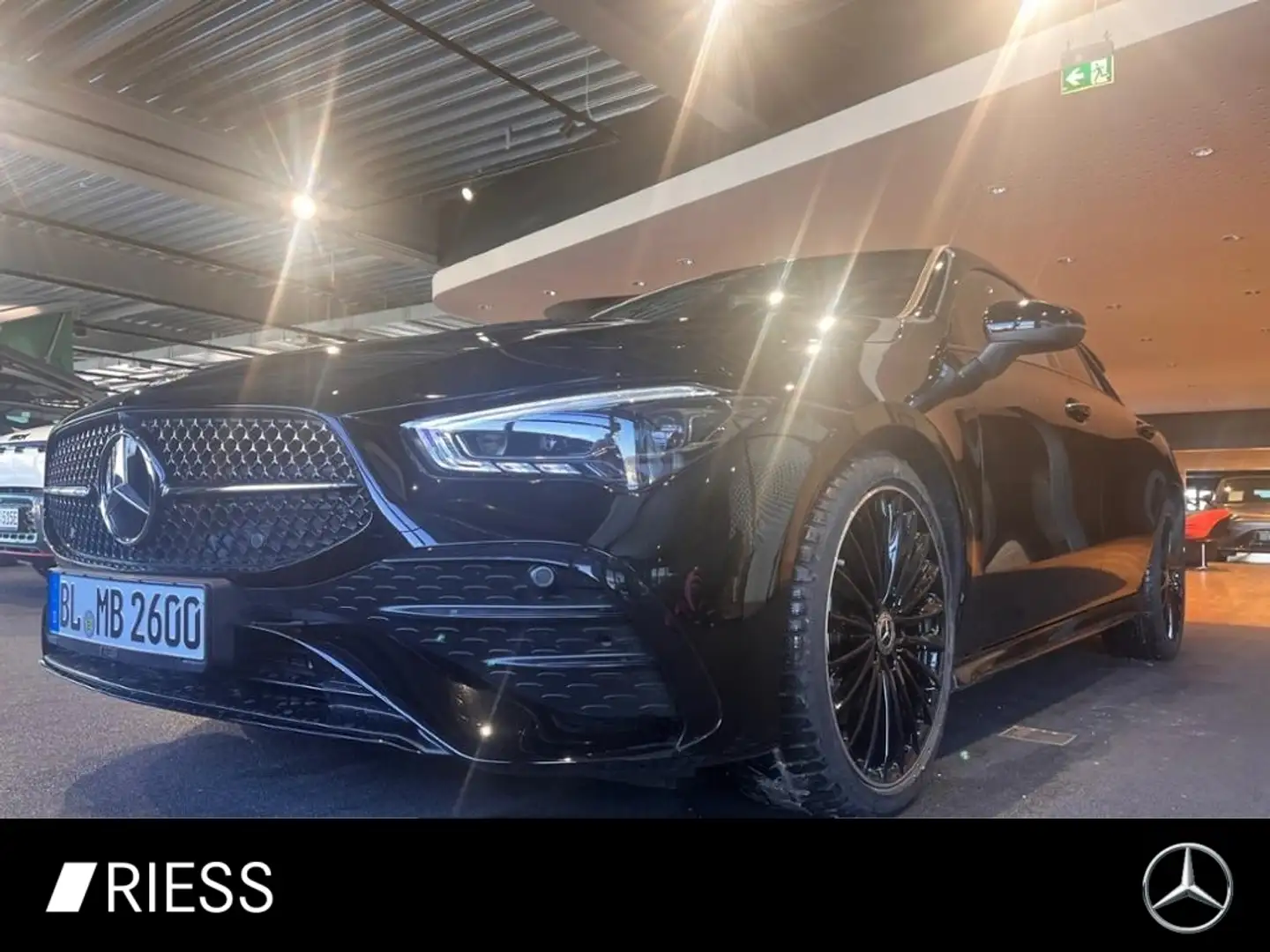 Mercedes-Benz CLA 200 Coupé AUT DynLicht Fernlichtass. Kam. LM Schwarz - 1