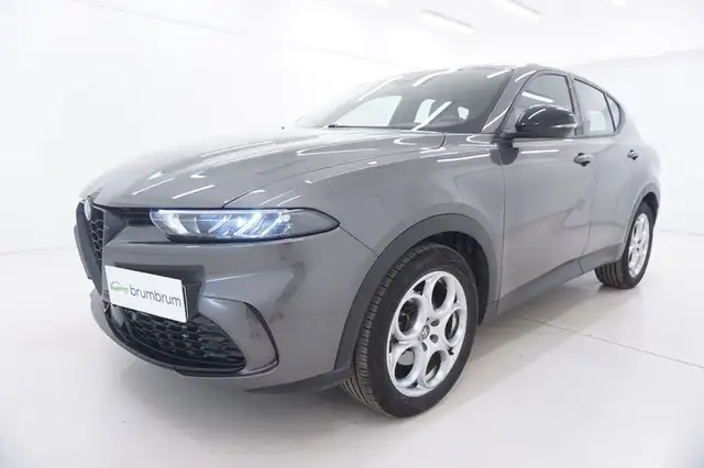 Alfa Romeo Tonale view 9
