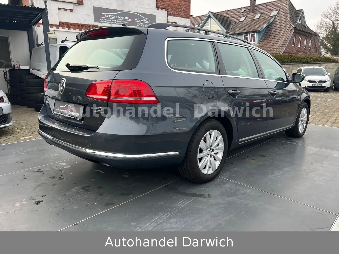 Volkswagen Passat Variant Comfortline LED/Panno/Ahk  2.Hand Grau - 2
