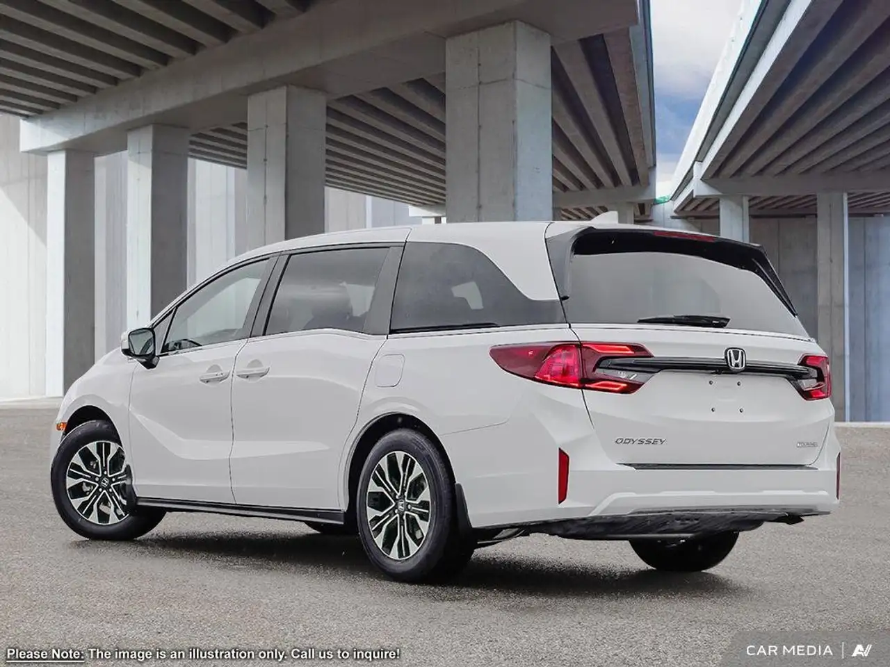 Honda Odyssey снимка Honda Odyssey
