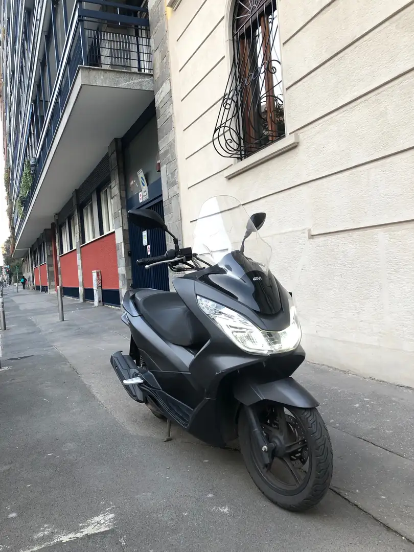 Honda PCX 150 Gri - 2