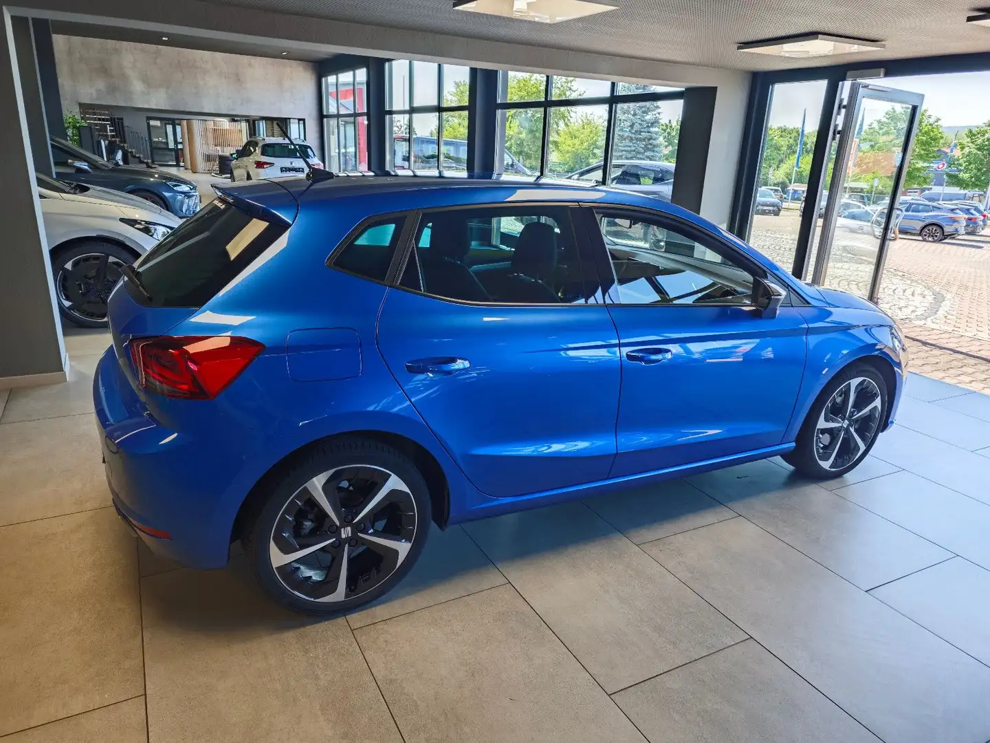 SEAT Ibiza 1.0TSI DSG FR Navi|FullLink|LED|Shz|PDC Blau - 2