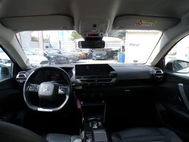 Citroen C4 view 12