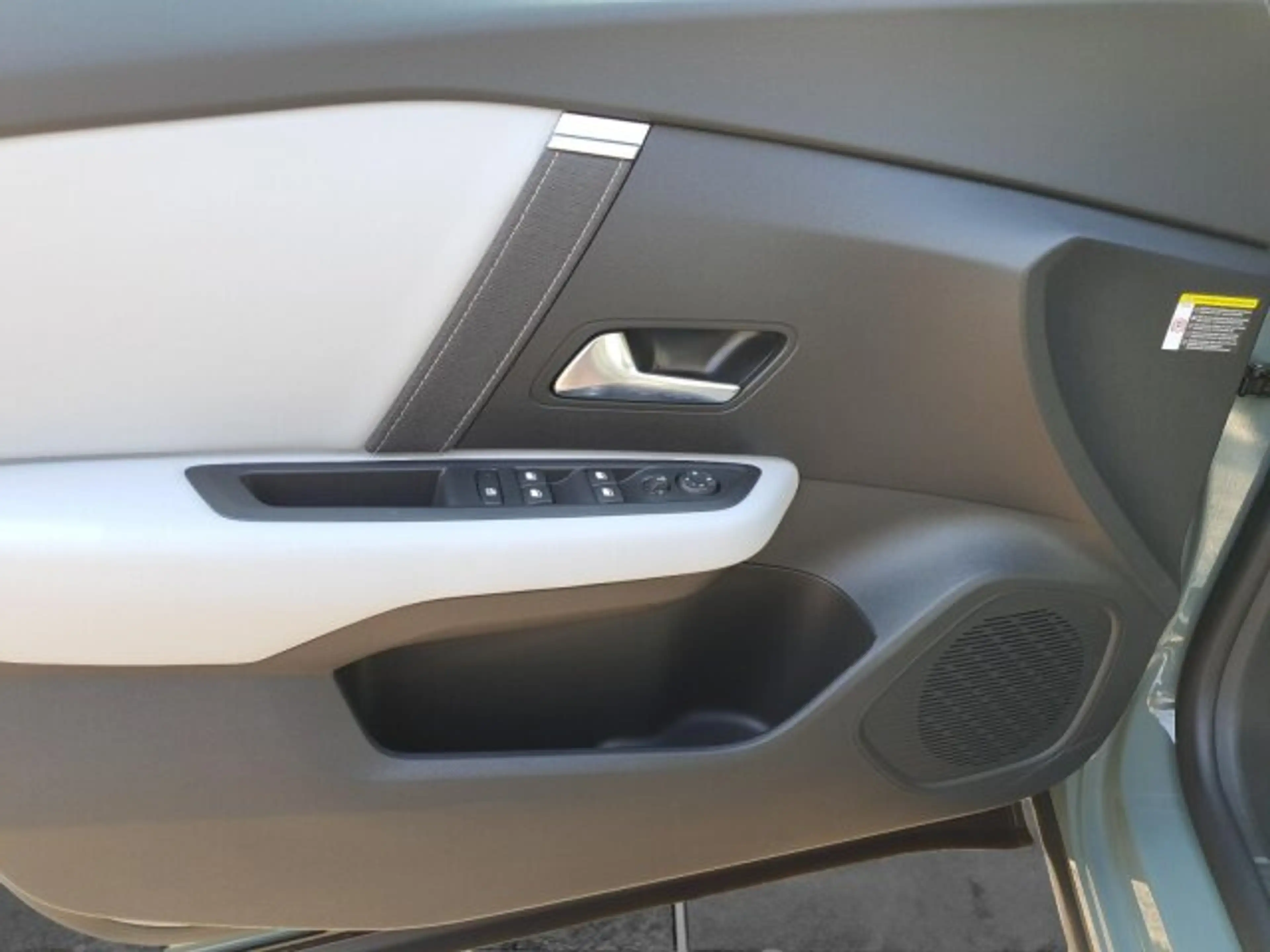 Citroen C4 X C4 X 1.2 Hybrid 145 Max +360°+Beh.Front+ACC+ — photo 7