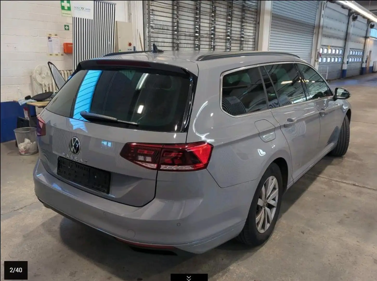 Volkswagen Passat Variant Var Business/Leder/Panorama/LED/13500Netto Gris - 2