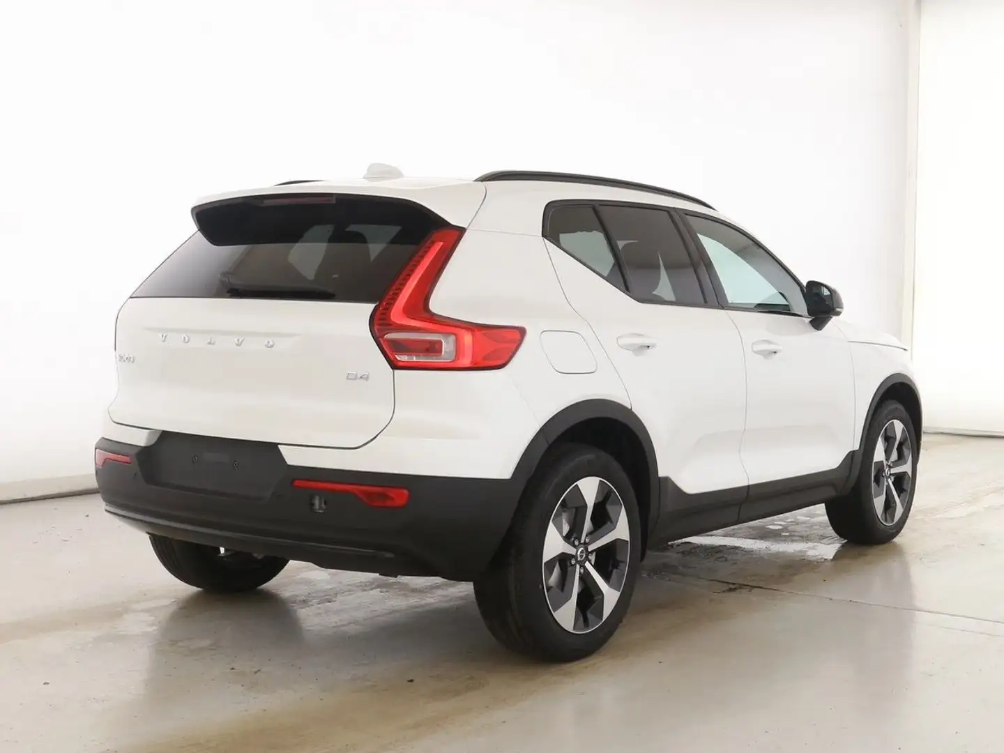 Volvo XC40 B4 Plus Dark 2WD Weiß - 2