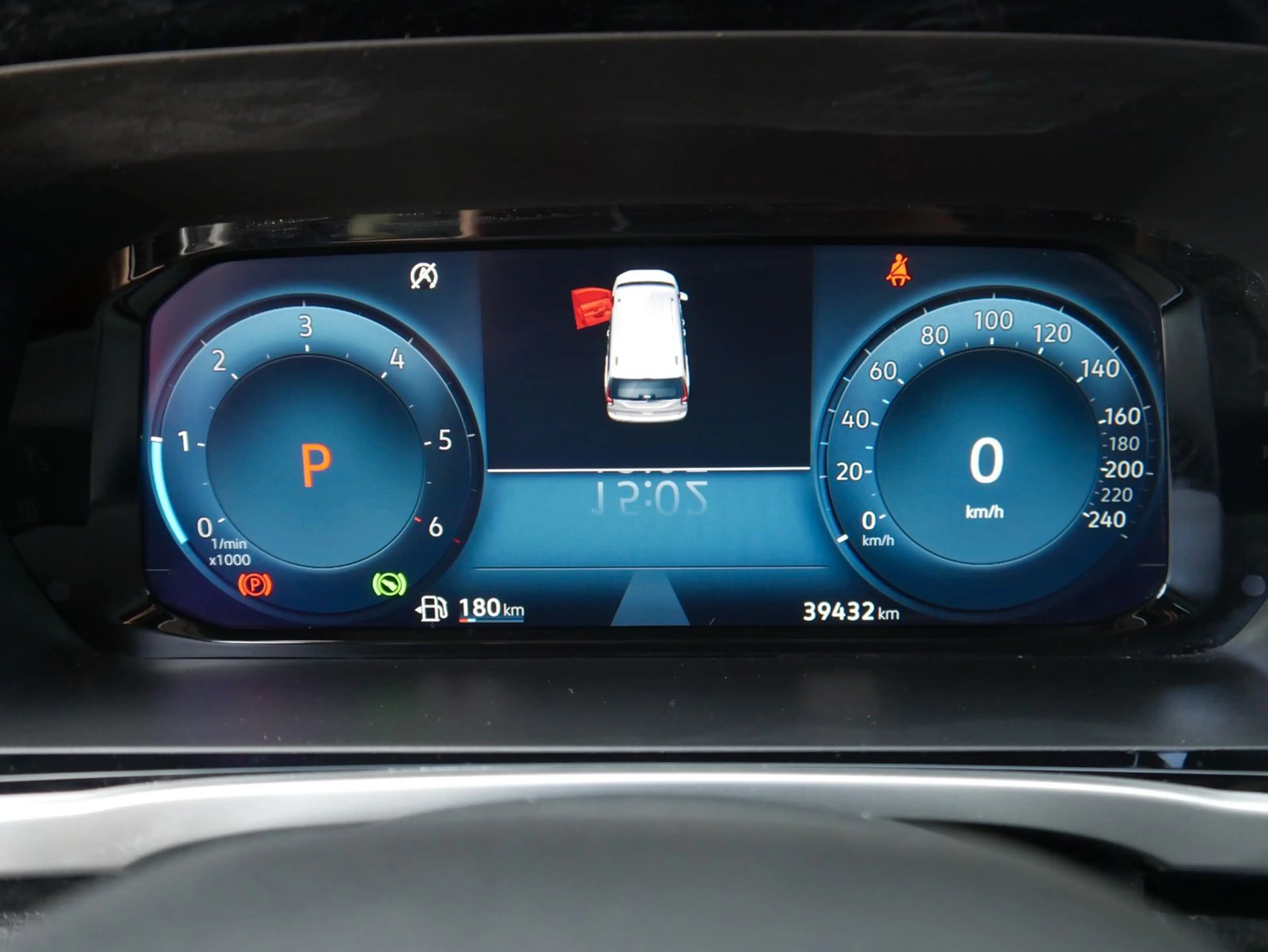 Ford Grand Tourneo Connect 7-Sitzer Diesel Automatik — photo 14