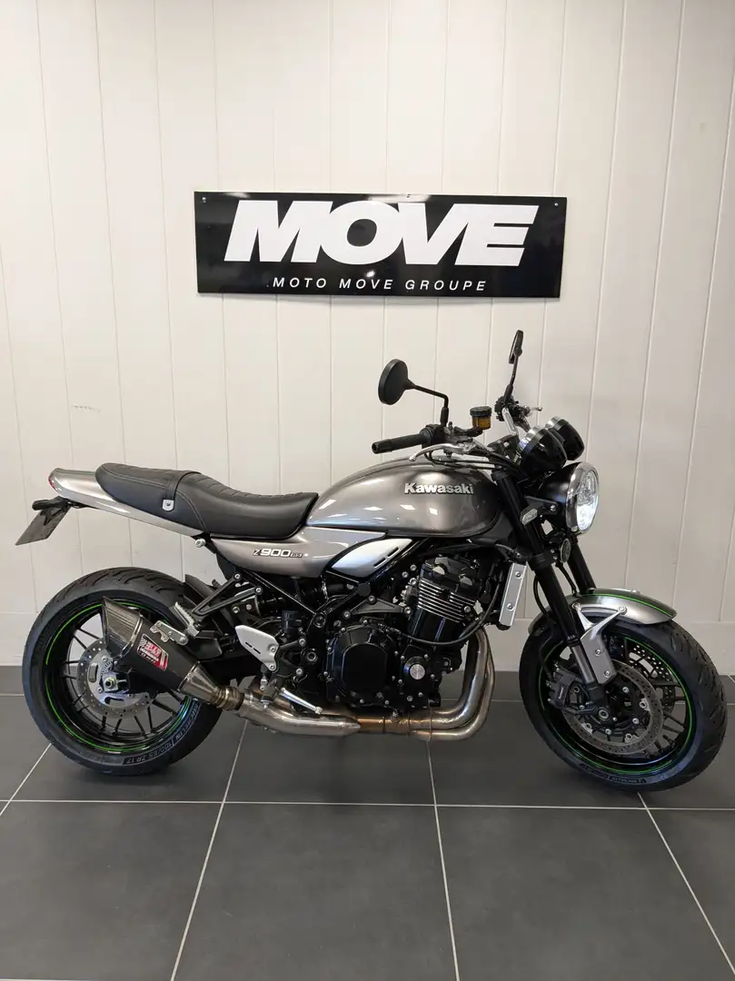 Kawasaki Z900RS - 1