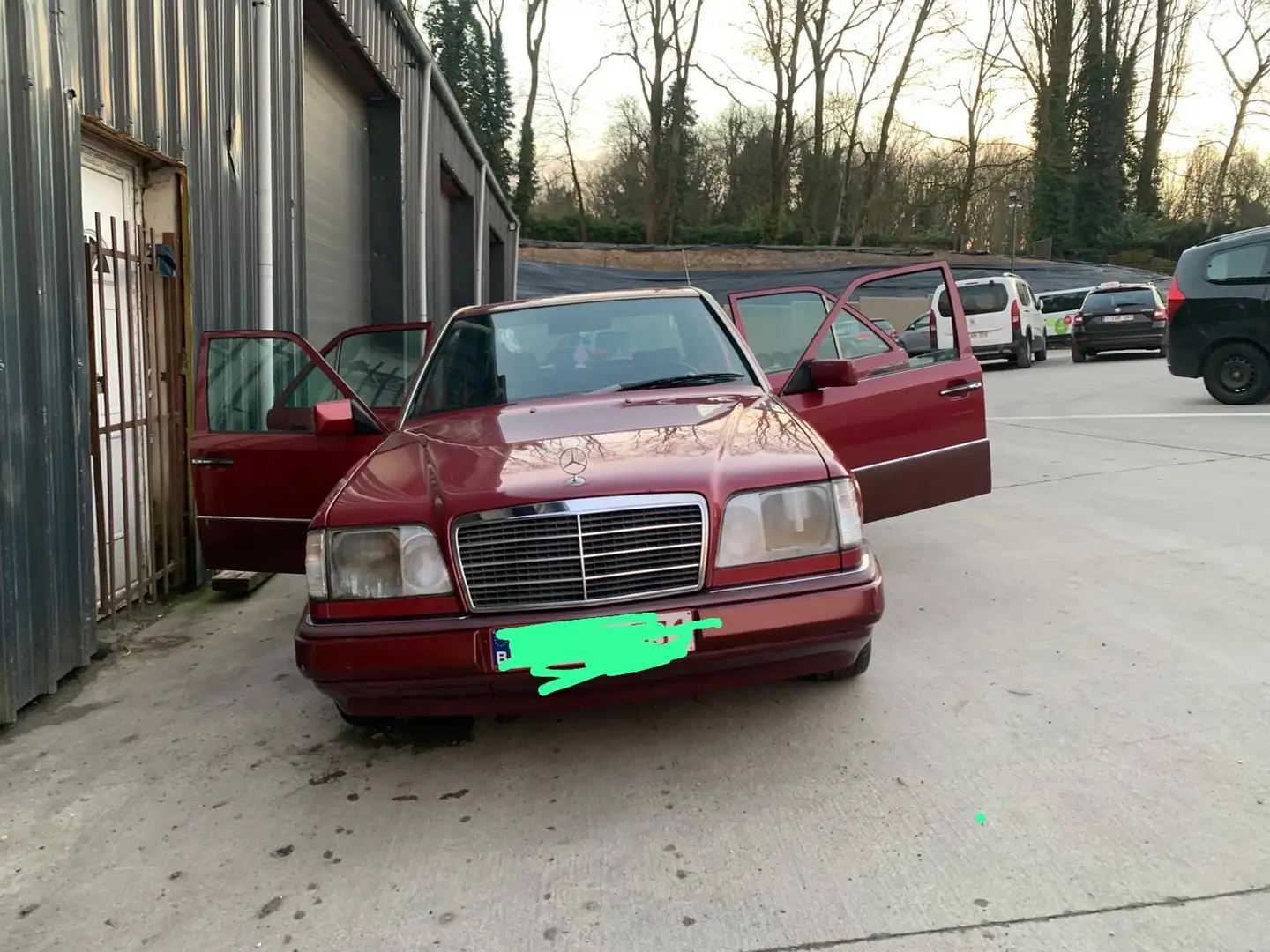 Mercedes-Benz E 200 - 2