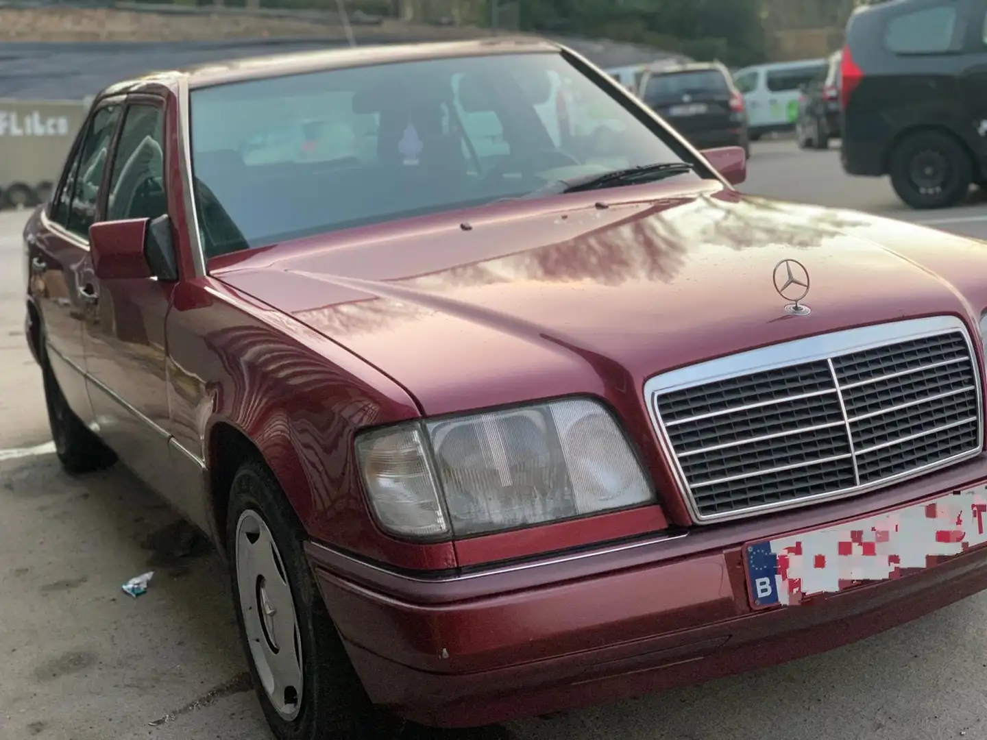 Mercedes-Benz E 200 - 1