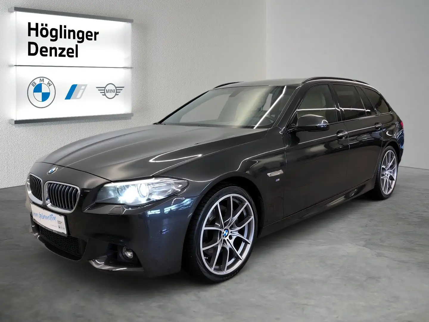 BMW 530 d xDrive Grau - 2