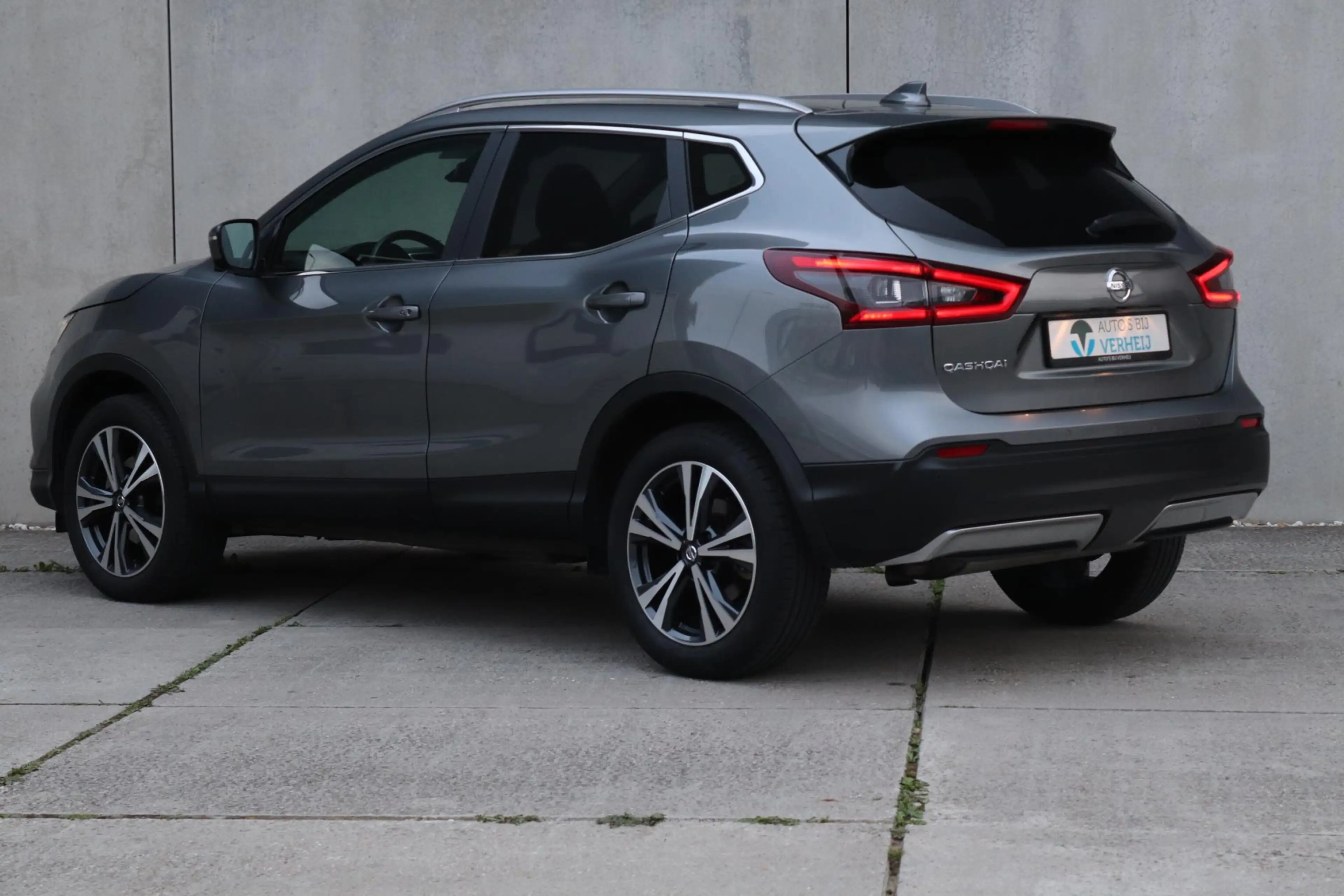 Nissan Qashqai 1.2 N-Connecta / CAMERA / NAVI / PANO DAK / 18"LMV — photo 6