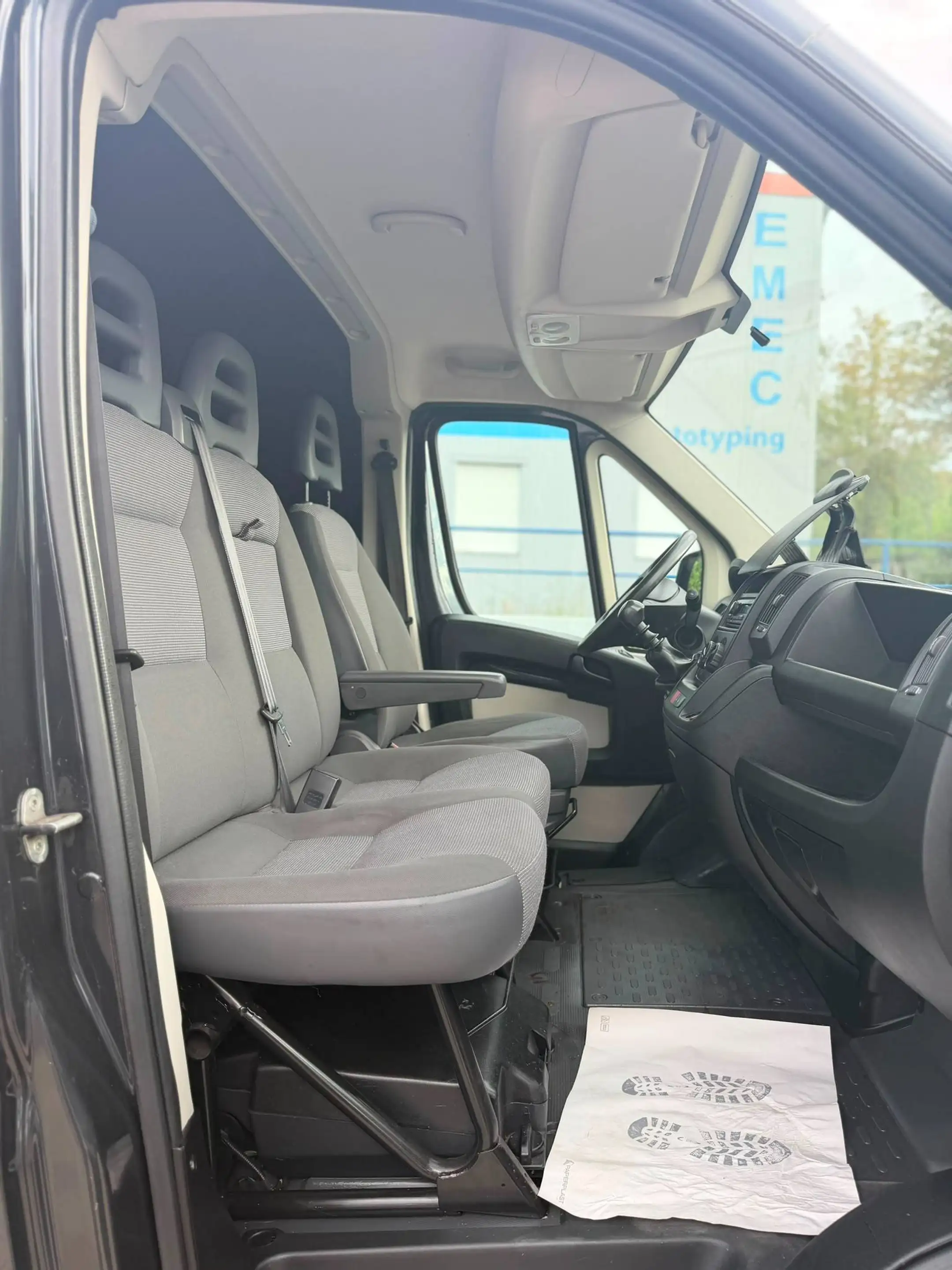 Peugeot Boxer HDi (330) — photo 14