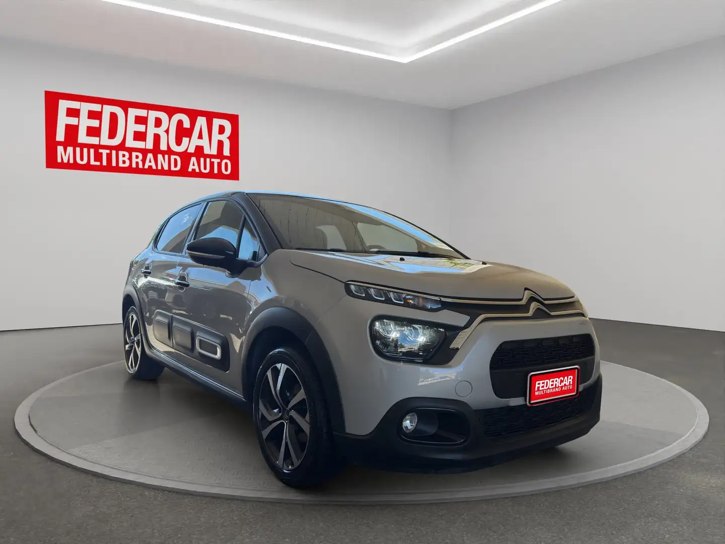 Citroen C3 C3 III 2017 1.2 puretech Shine Pack s Beige - 1