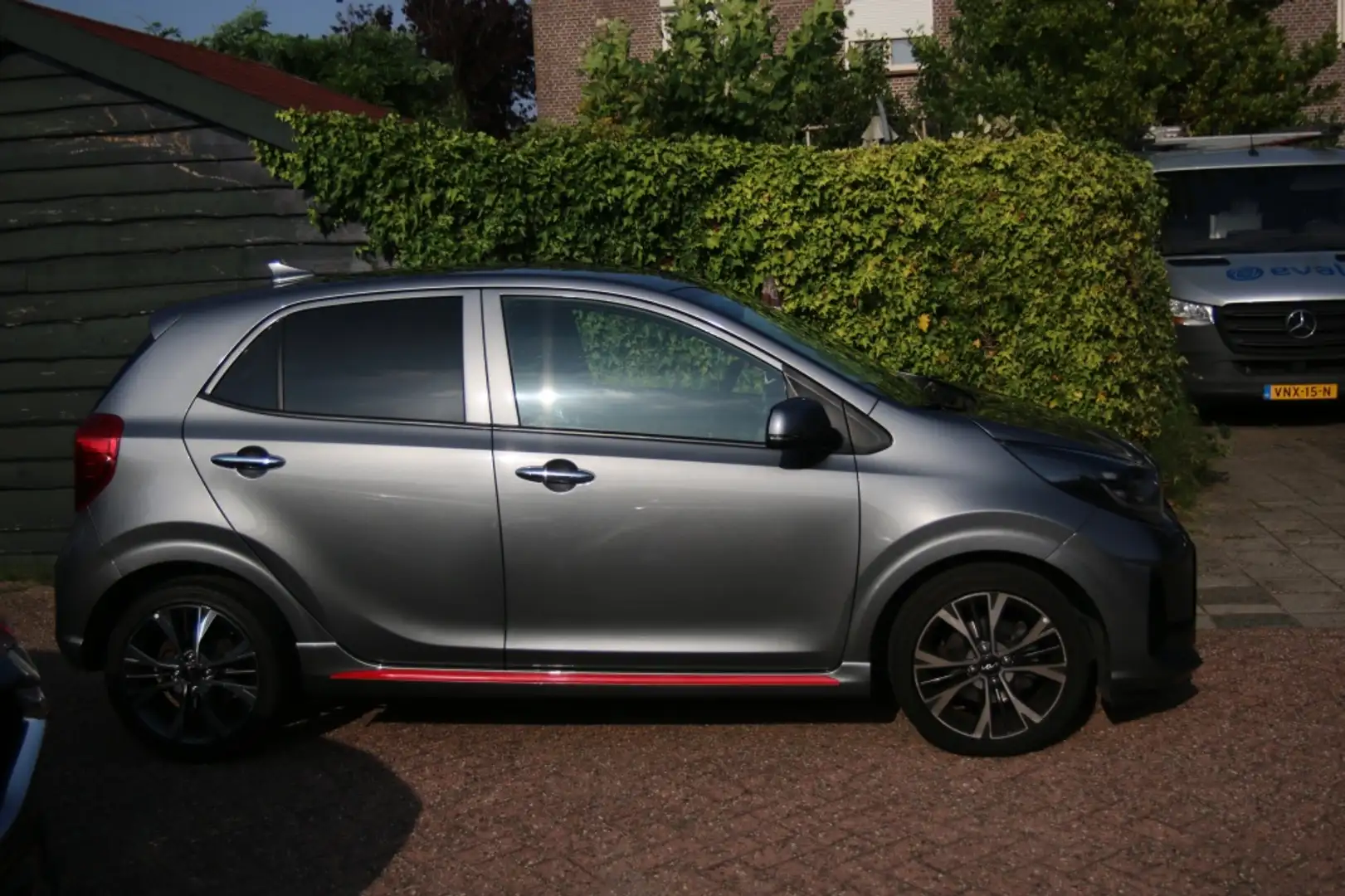 Kia Picanto 1.0 DPi GT-Line Grau - 2