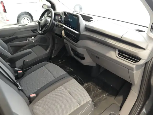 Volkswagen T7 Caravelle VW T7 Caravelle TDI 4MOTION Ansicht 10