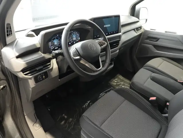 Volkswagen T7 Caravelle VW T7 Caravelle TDI 4MOTION Ansicht 8