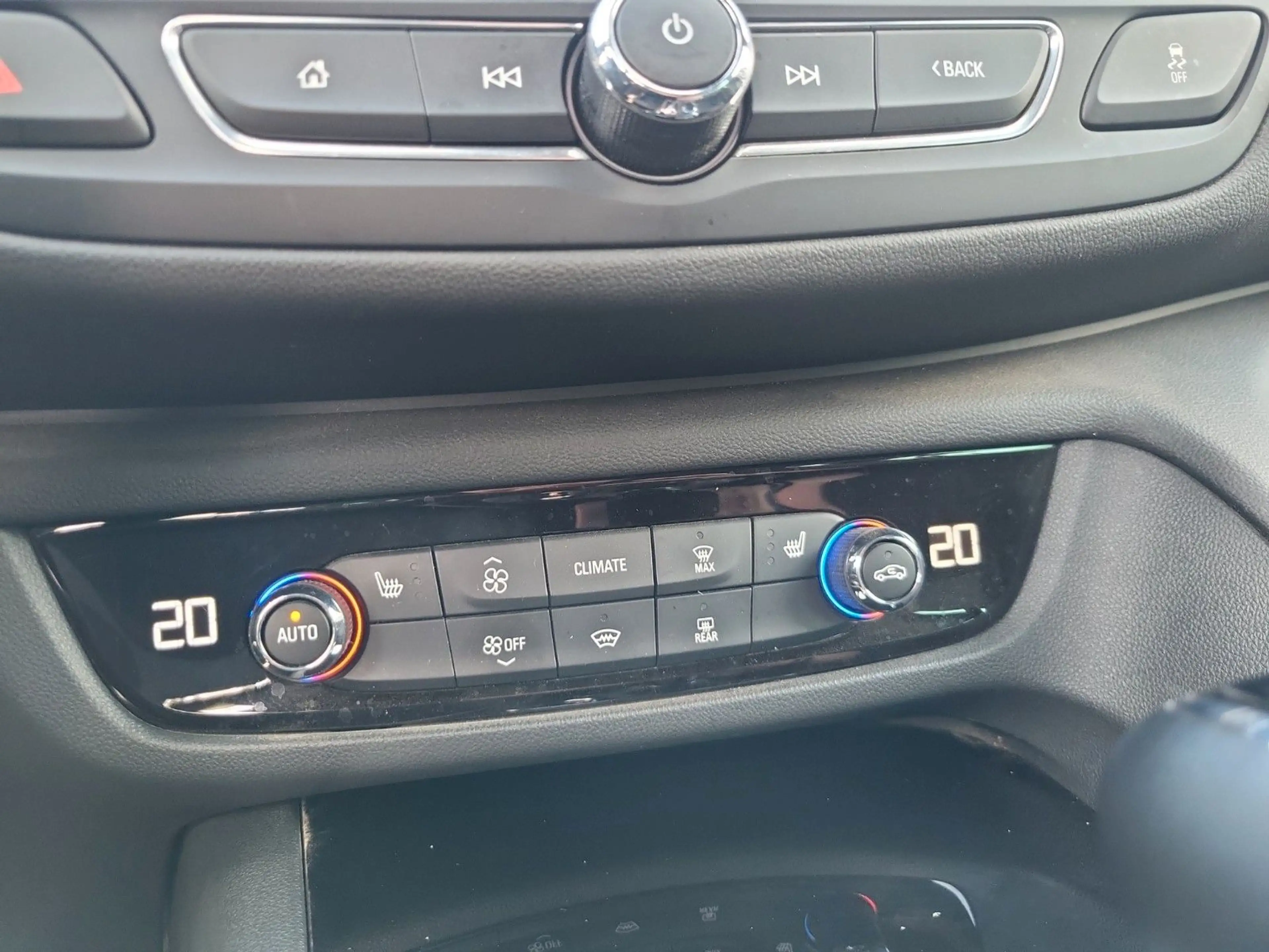 Opel Insignia B ST "Exclusive Innovation 4x4" 20 Zoll — photo 15