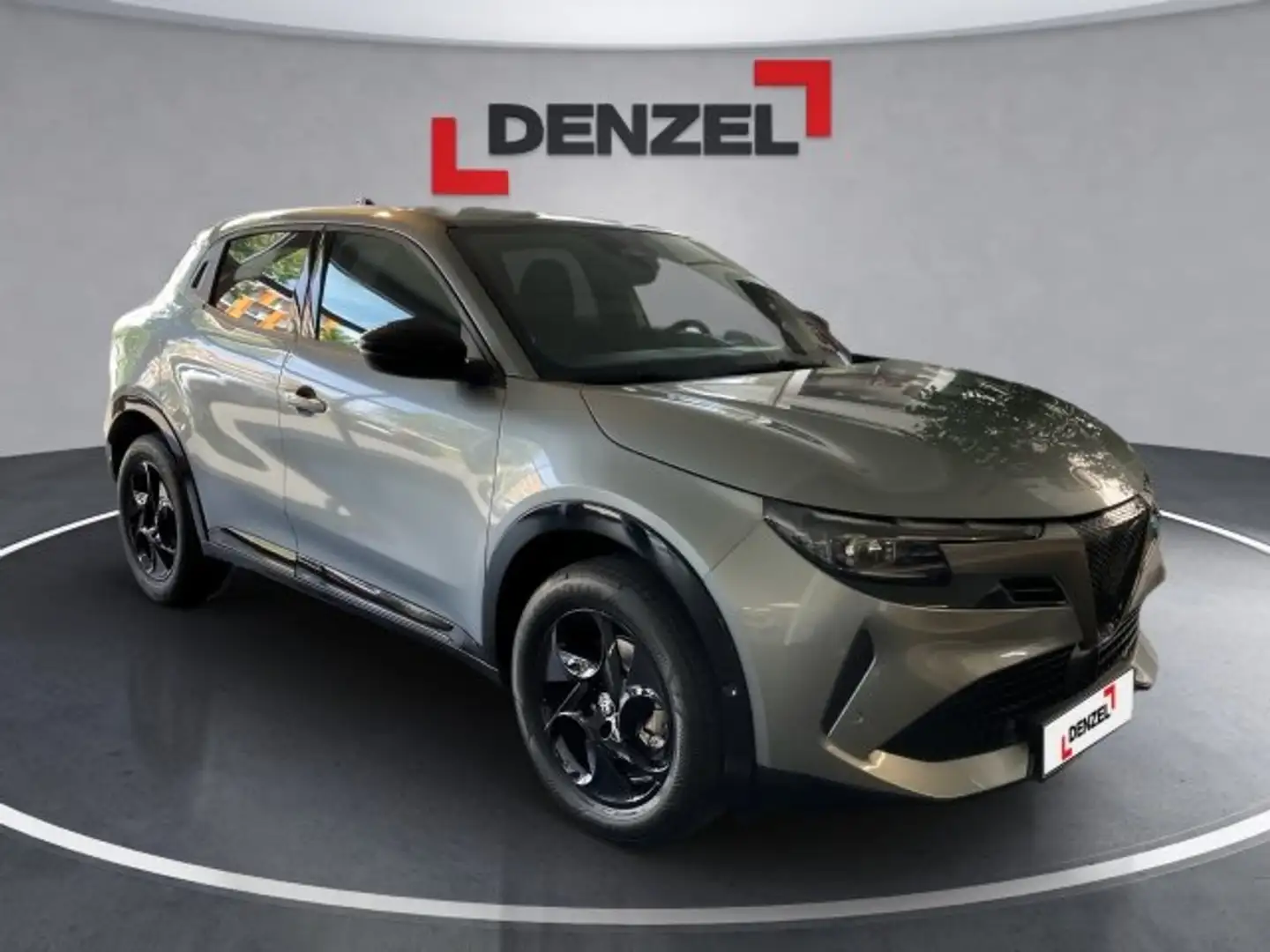 Alfa Romeo Junior Ibrida 1.2 Hybrid eDCT6 Grau - 1