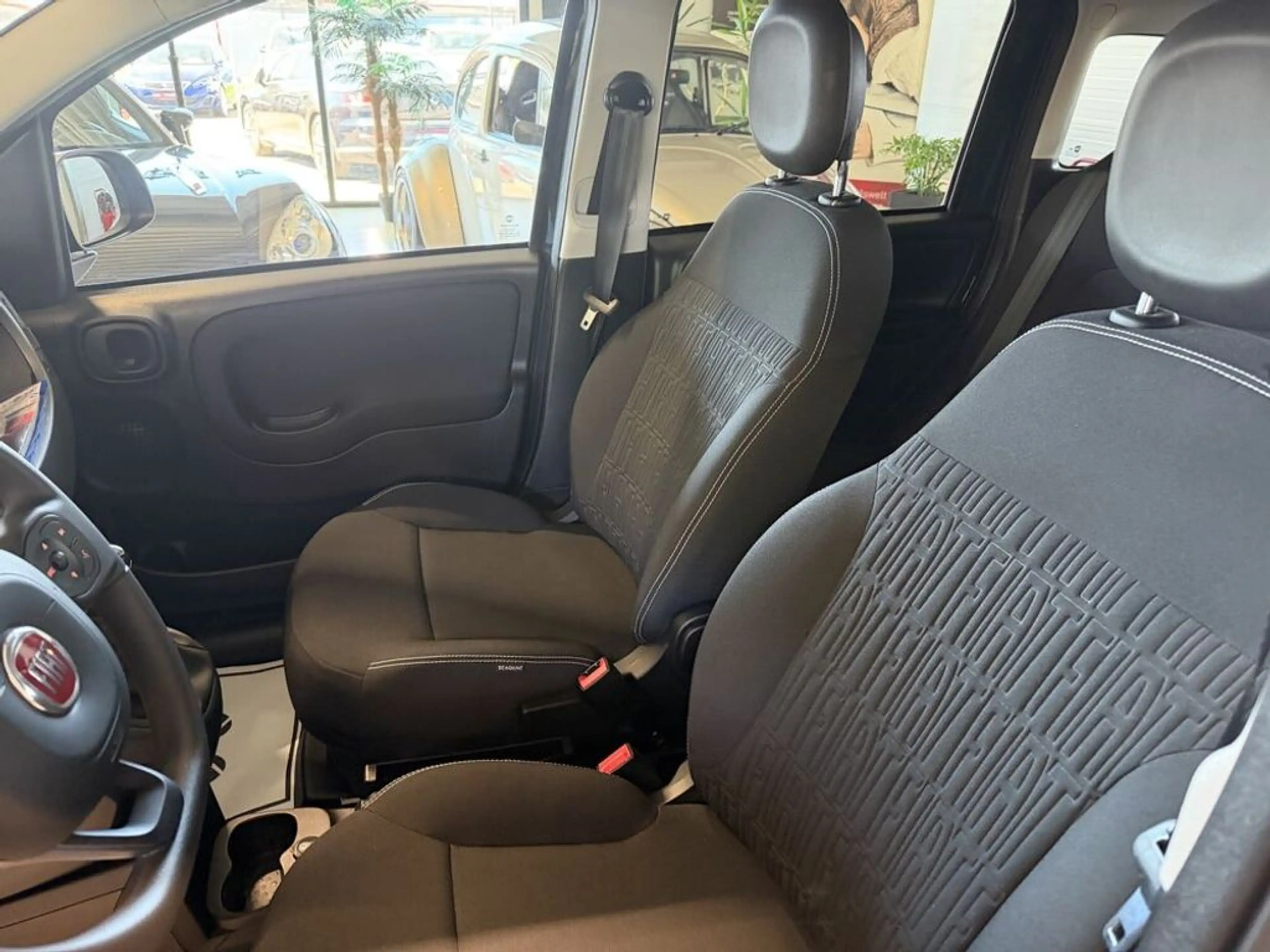 Fiat Panda Cross Sport -Werksgarantie *Wenig Km* — photo 13