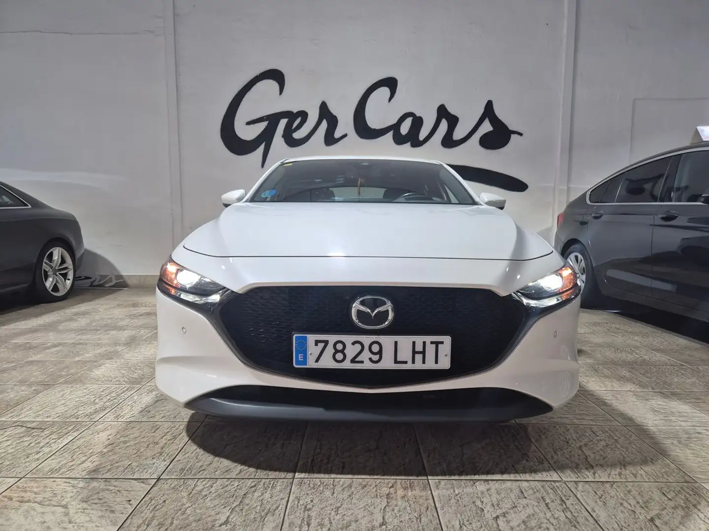 Mazda 3 2.0SKYACTIVE X EVOLUTION 181CV Blanc - 1