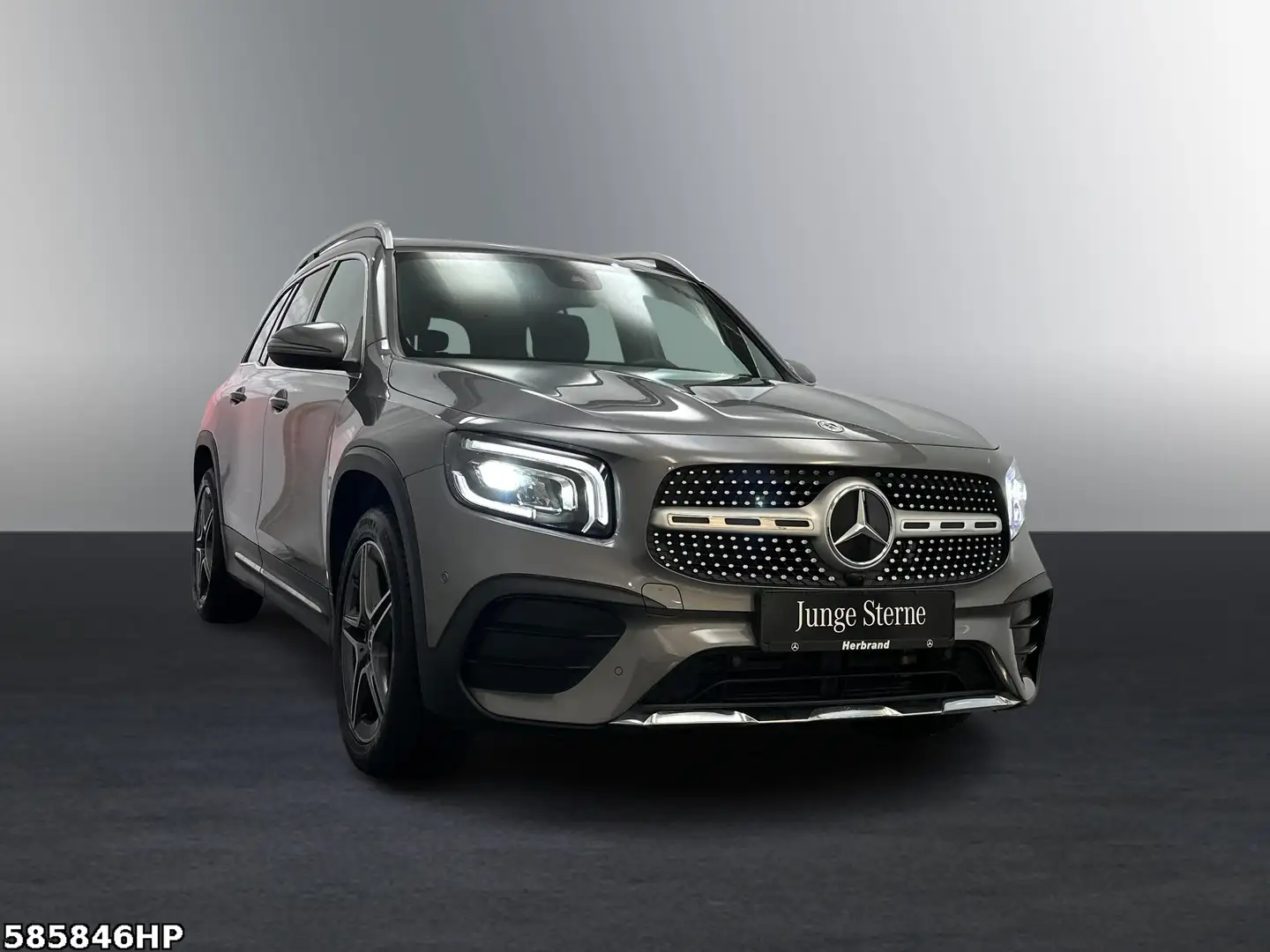Mercedes-Benz GLB 200 d AMG DISTRONIC AHK Rückfahrkamera DAB+ Grijs - 2