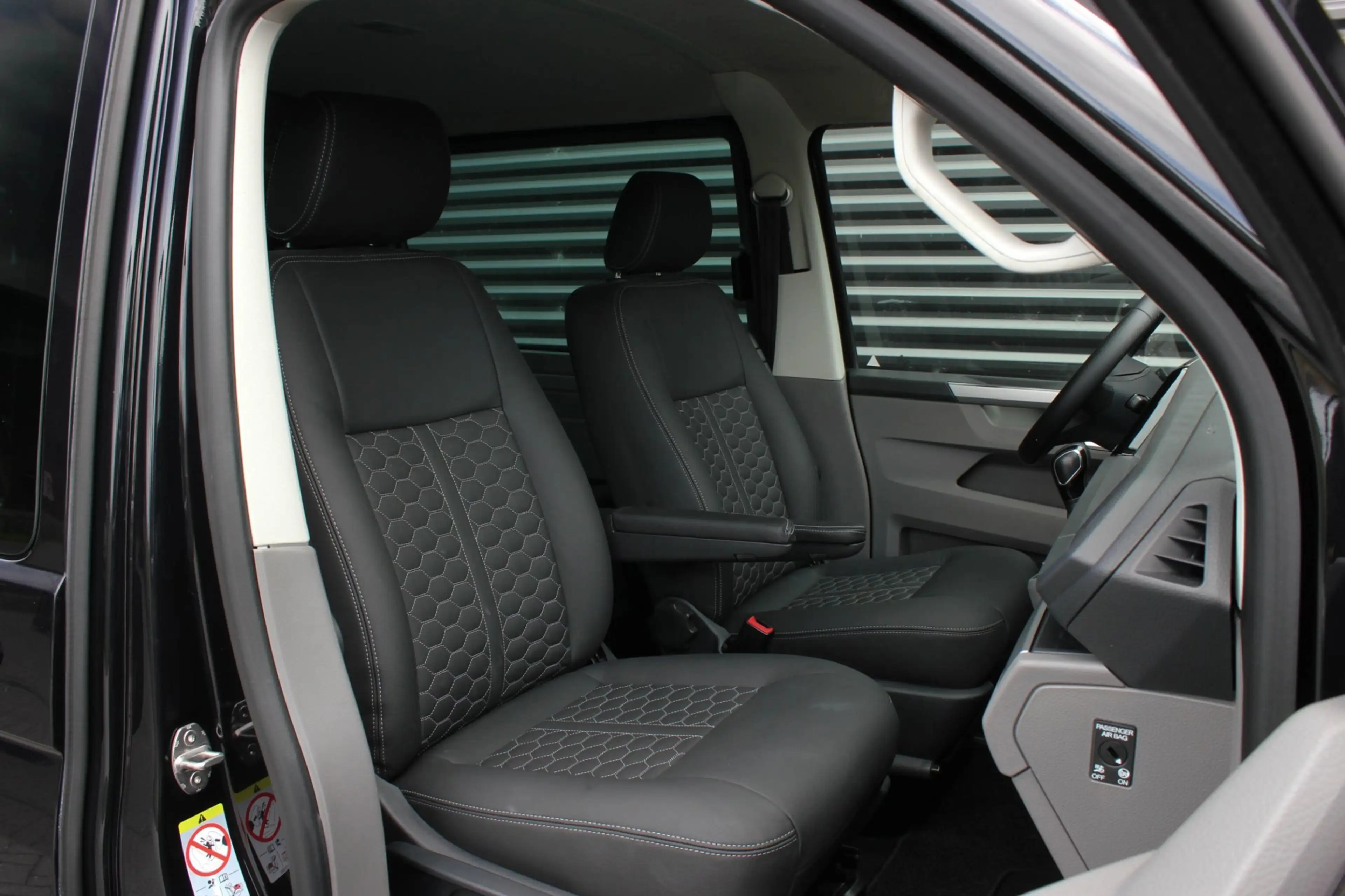 Volkswagen Transporter 2.0 TDI L2H1 204PK BULLI DC DUBBEL CABINE / JB-EDI — photo 13