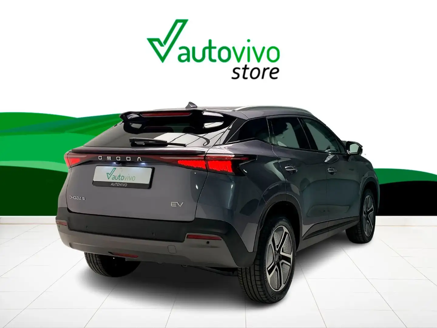 Omoda 5 EV Premium Šedá - 2