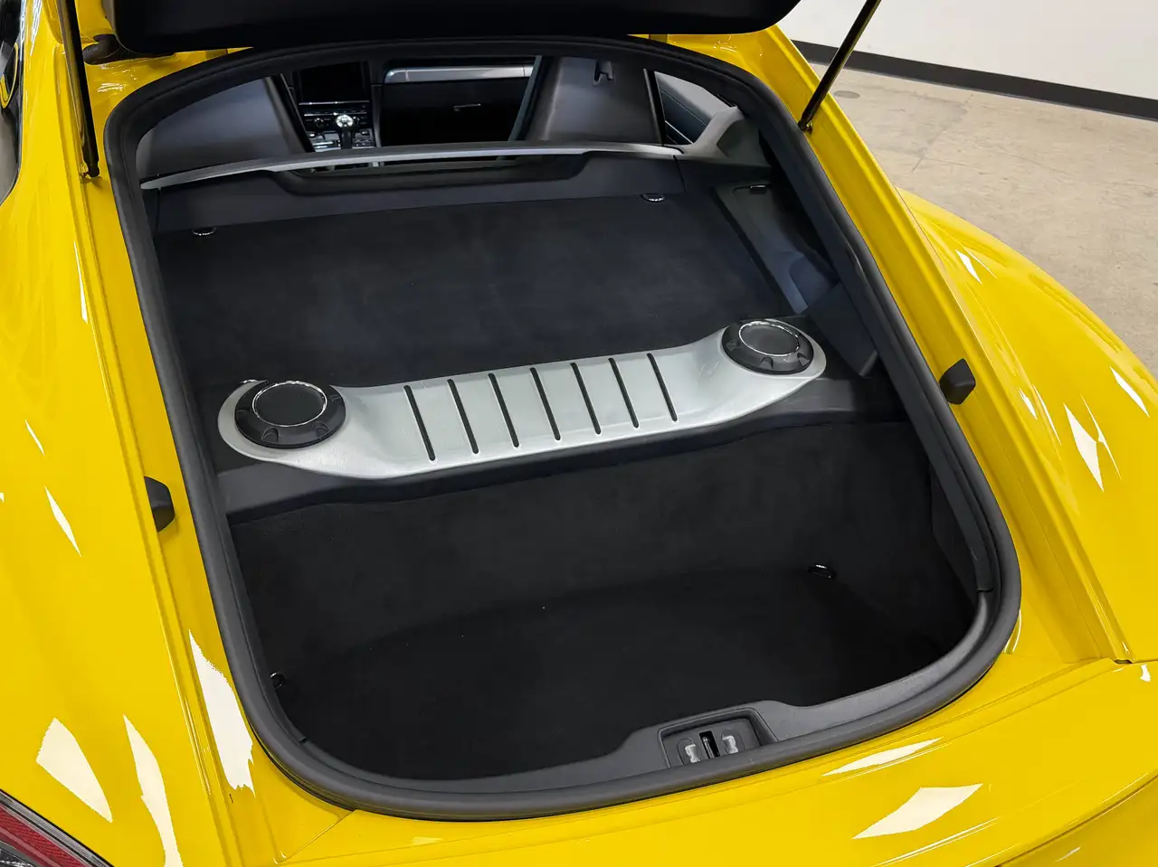 Porsche Cayman снимка Porsche Cayman