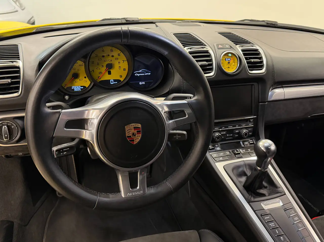 Porsche Cayman снимка Porsche Cayman