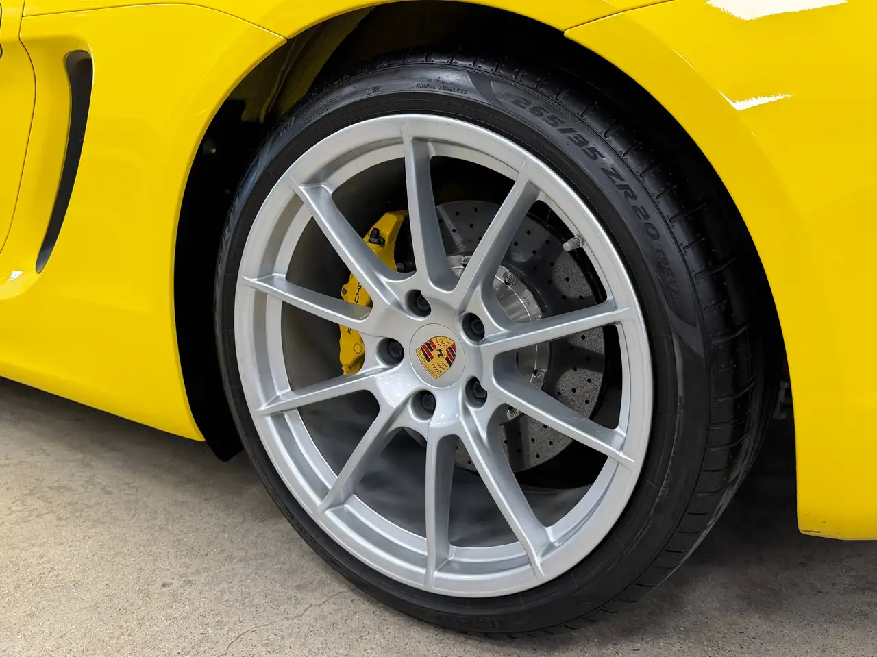 Porsche Cayman снимка Porsche Cayman