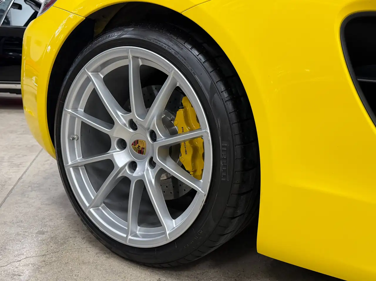 Porsche Cayman снимка Porsche Cayman