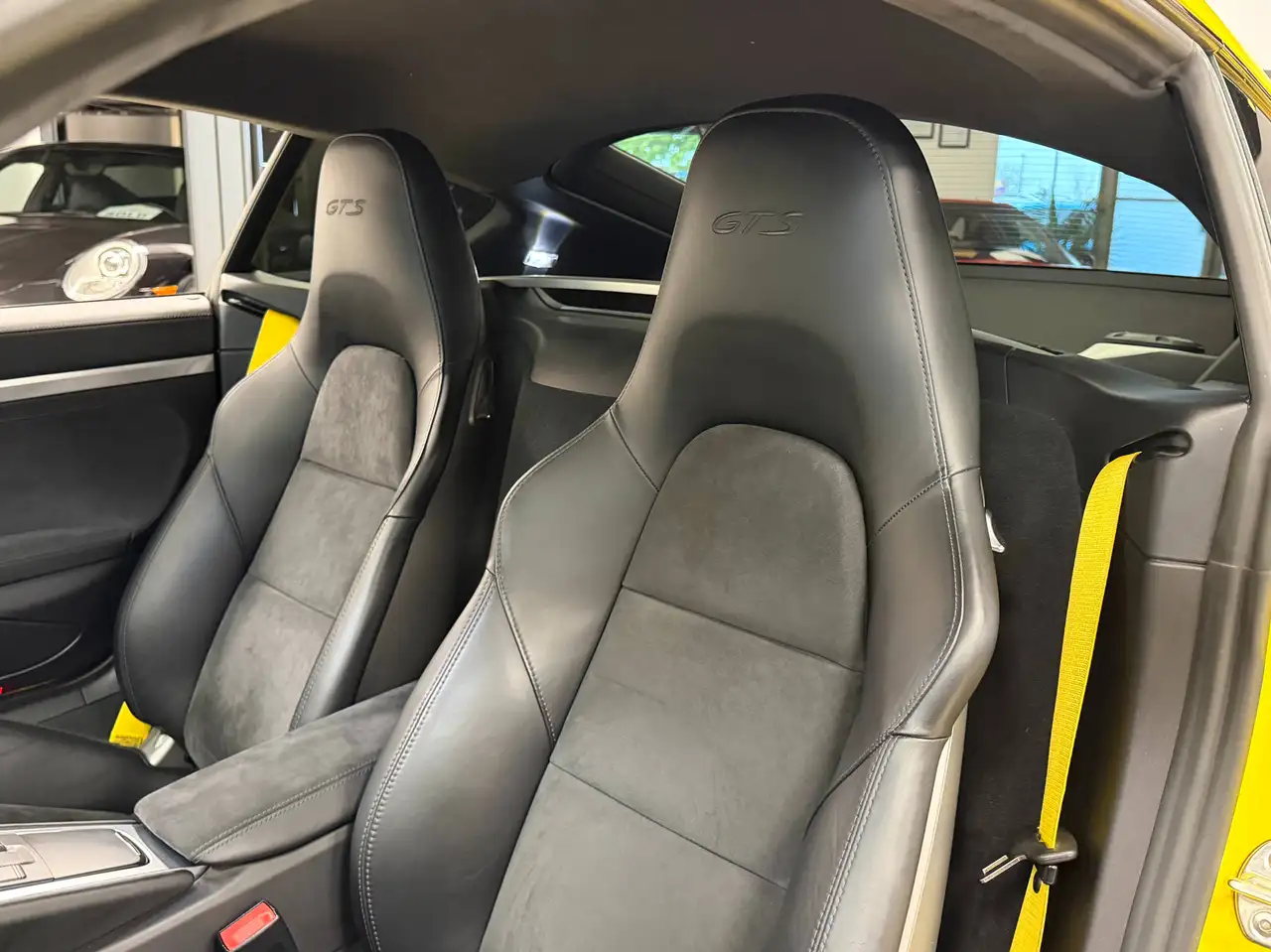 Porsche Cayman снимка Porsche Cayman