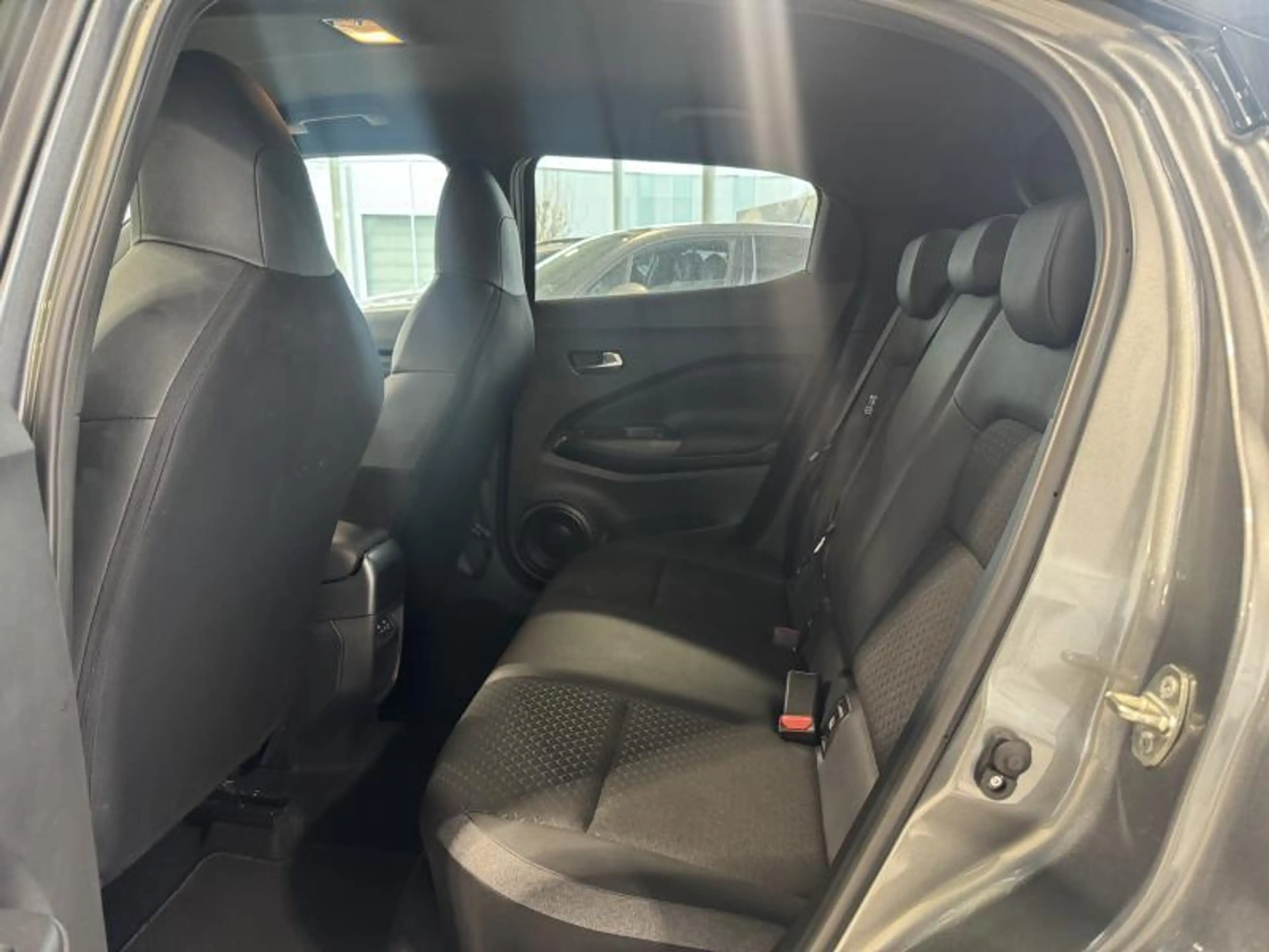 Nissan Juke 1.0 DIG-T N-DESIGN — photo 10