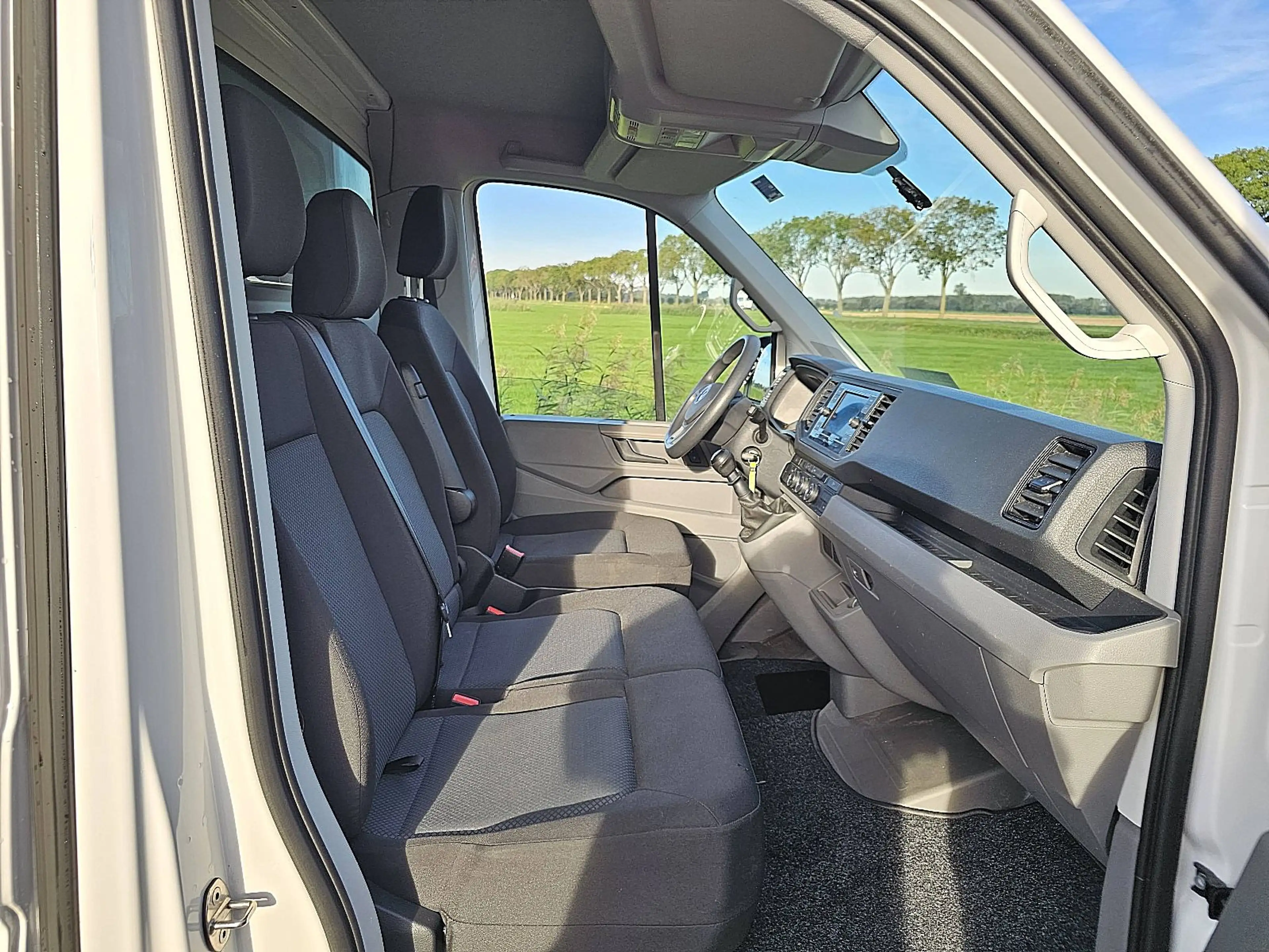 Volkswagen Crafter 35 2.0 Bakwagen Laadklep Airco Zijdeur Spoiler Lat — photo 7