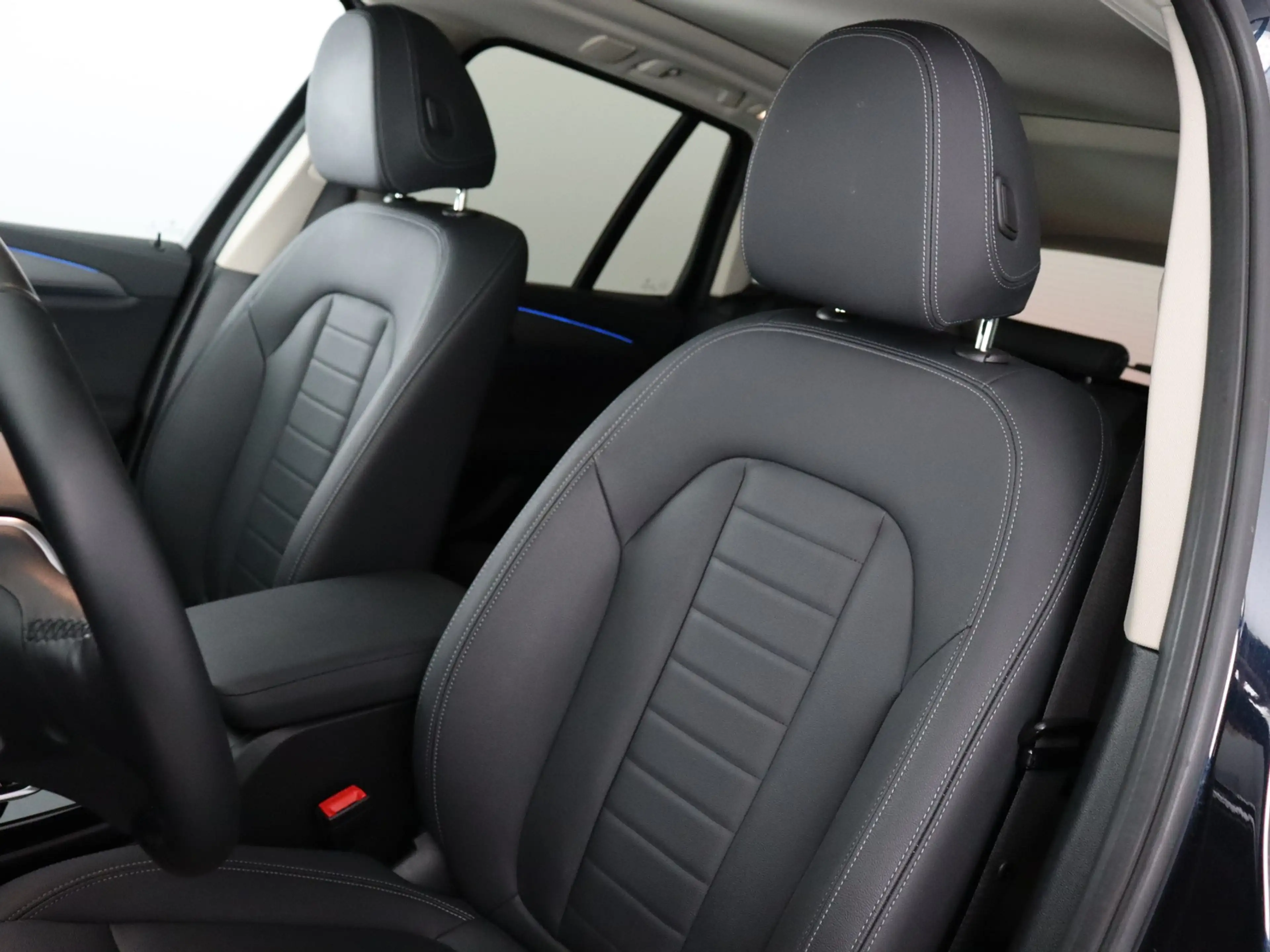 BMW iX3 Executive 80 kWh Soh 99% (NL-Auto / Pano / Elek. t — photo 10