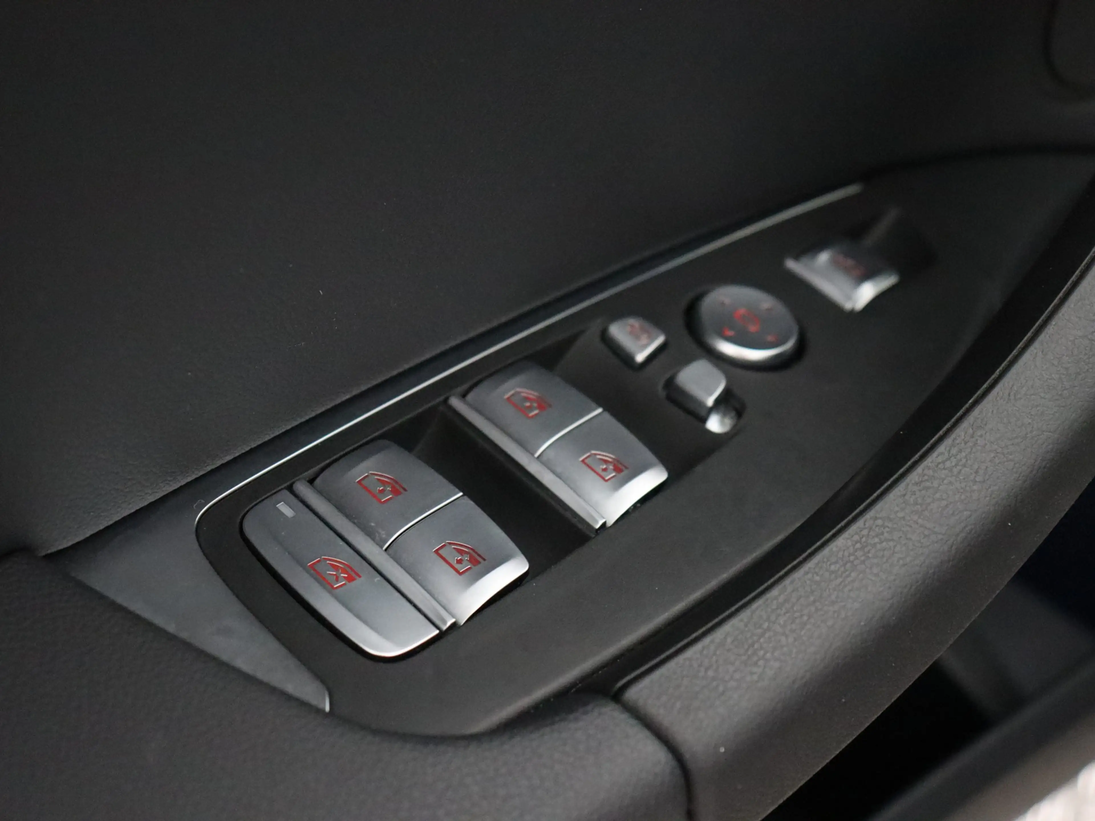 BMW iX3 Executive 80 kWh Soh 99% (NL-Auto / Pano / Elek. t — photo 9