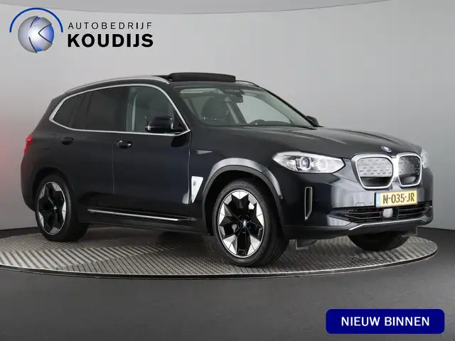 BMW iX3 Executive 80 kWh Soh 99% (NL-Auto / Pano / Elek. t