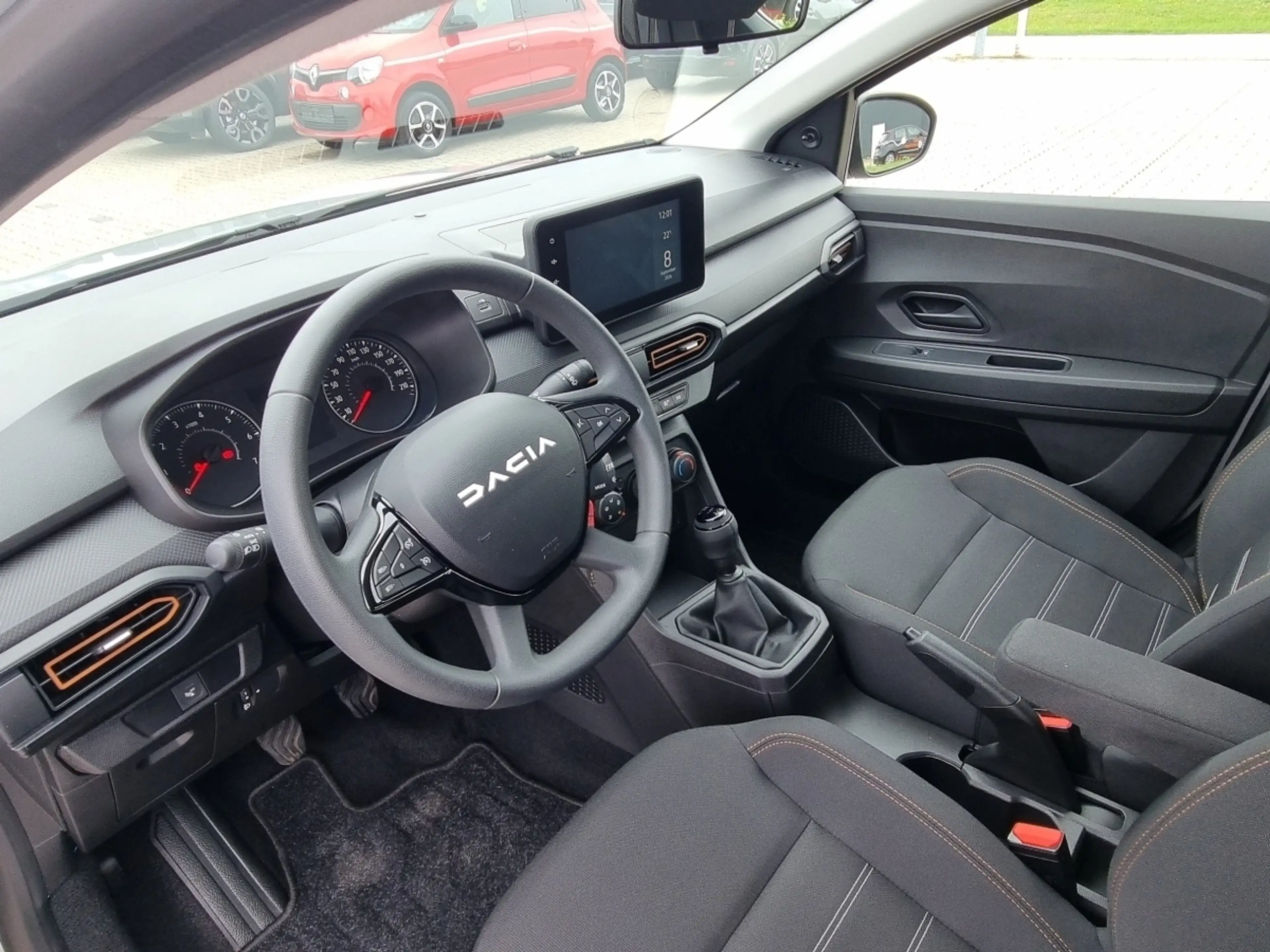 Dacia Sandero Stepway Essential TCe 90 — photo 7