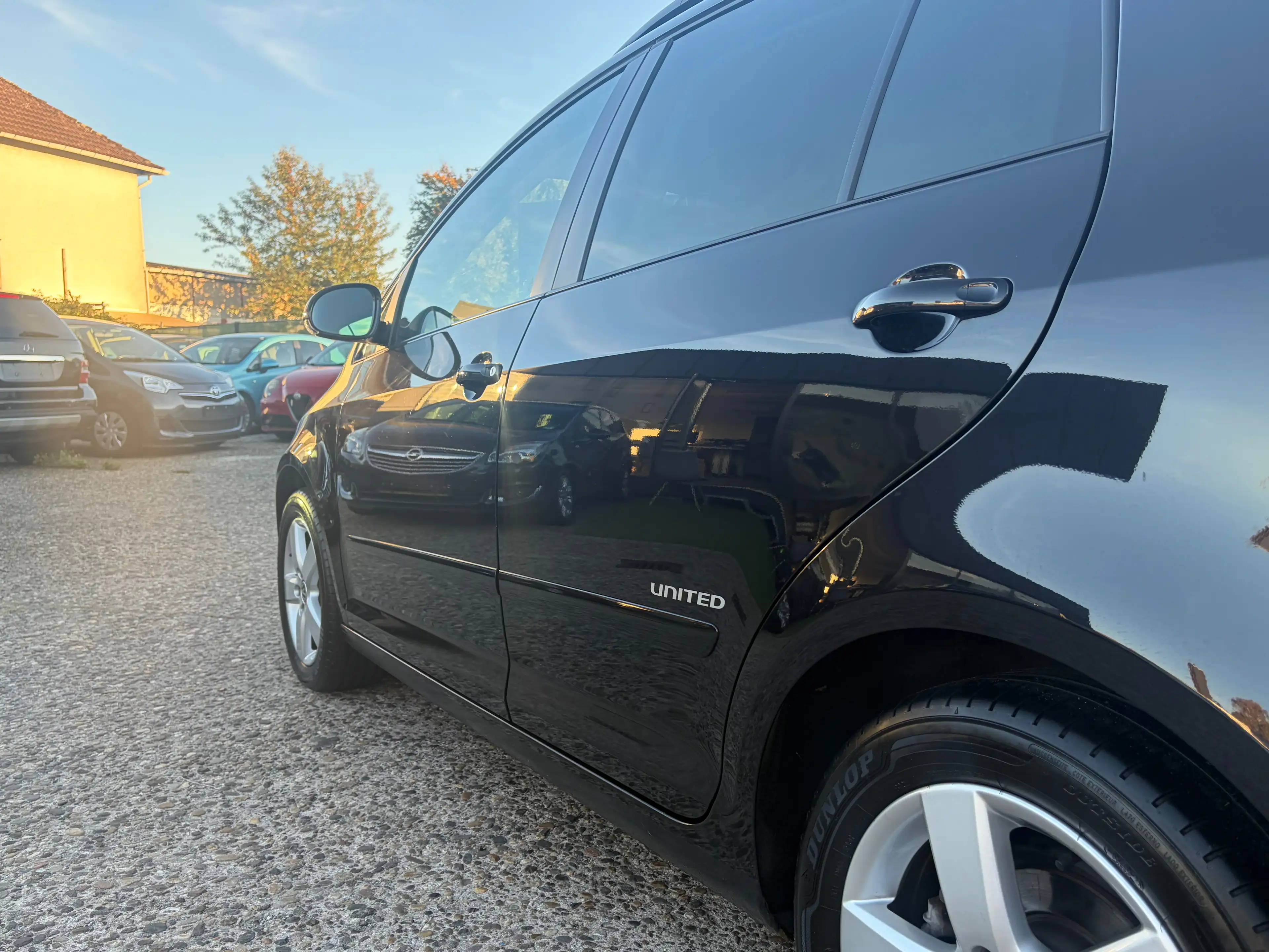 Volkswagen Golf Plus Automatik*2.Hand*SHZ*HU/AU Neu*AHK*PDC*Temp.* — photo 5