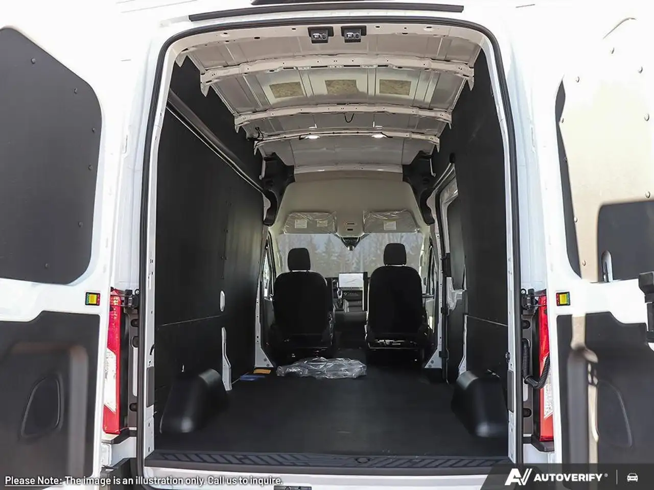 Ford Transit Cargo Van снимка Ford Transit Cargo Van