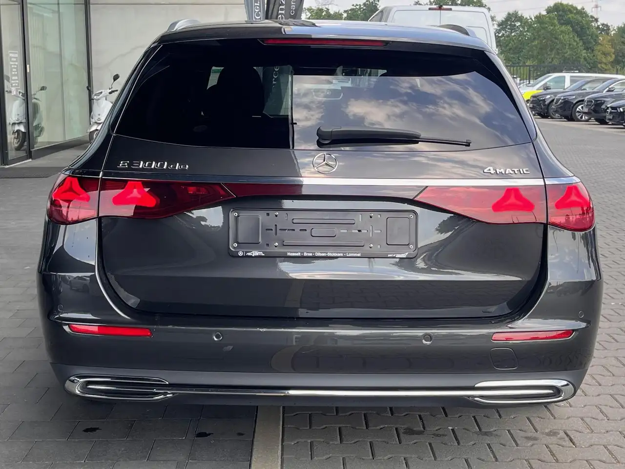 Mercedes-Benz E-Class de 4MATIC, миниатюра 6