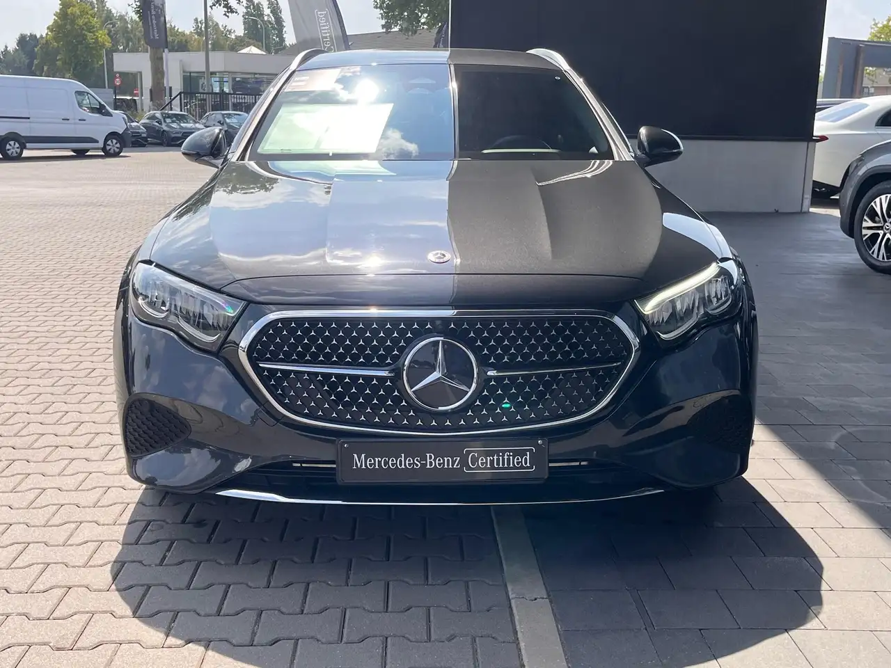 Mercedes-Benz E-Class de 4MATIC, миниатюра 5