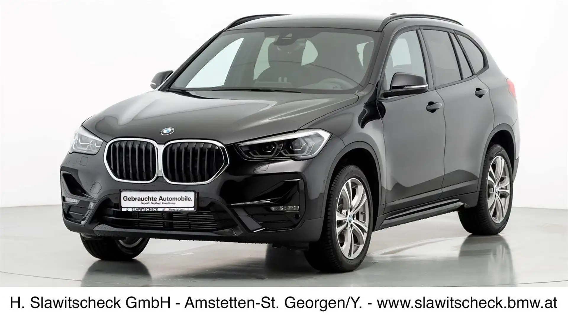 BMW X1 sDrive18d F48 Schwarz - 1